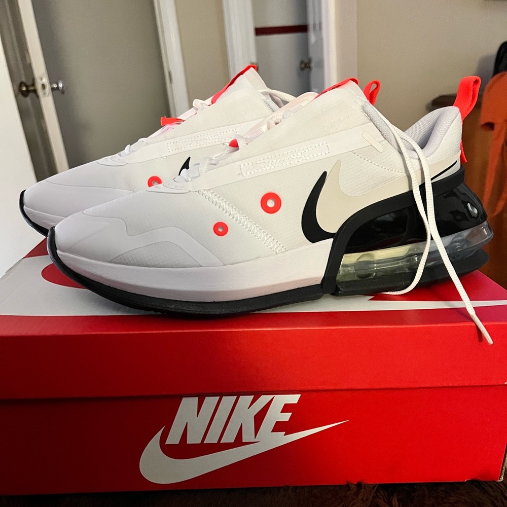 Women’s Nike Air Max Up